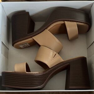 DV by Dolce Vita Tan and Brown Platform Sandals